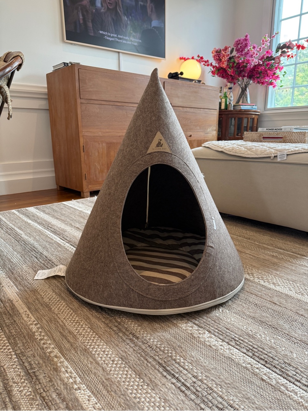 Cozy Brown Pet Teepee Bed - Modern Dog & Cat Hideaway